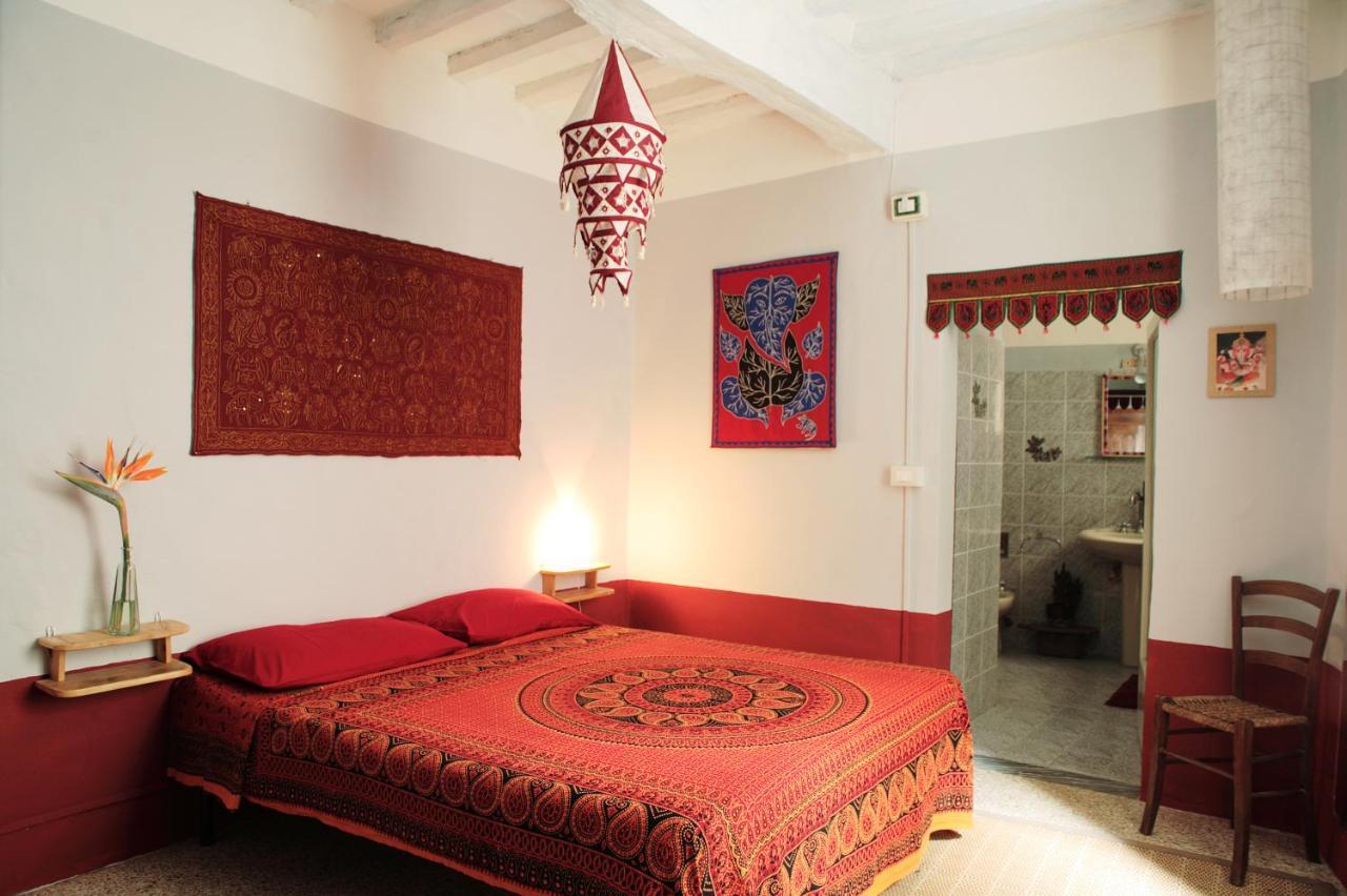 Le Cisterne B&B Amelia Eksteriør bilde